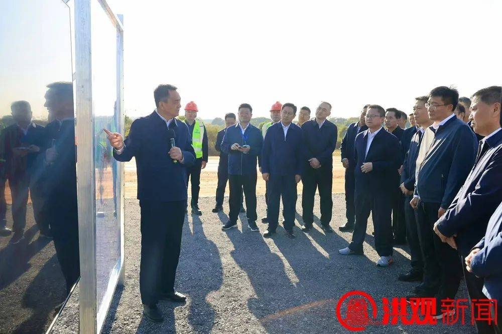 李红军高世文等市四套班子领导巡看G320新建迁改项目建设情况