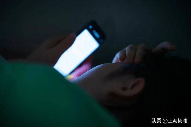 长期高频刷手机，脑结构改变了吗？