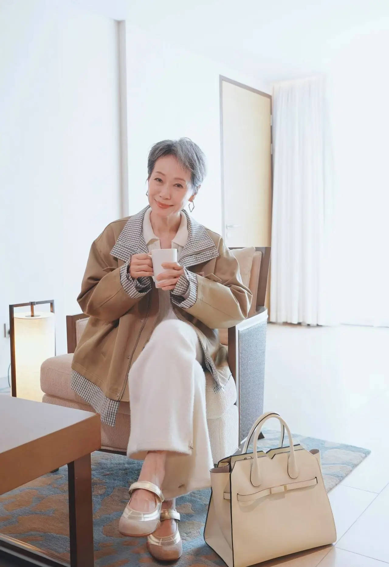 月度最in造型-4月刊：美拉德2.0版本来啦！刘亦菲倪妮热巴纷纷出手，这个春天怎么能少可露丽风