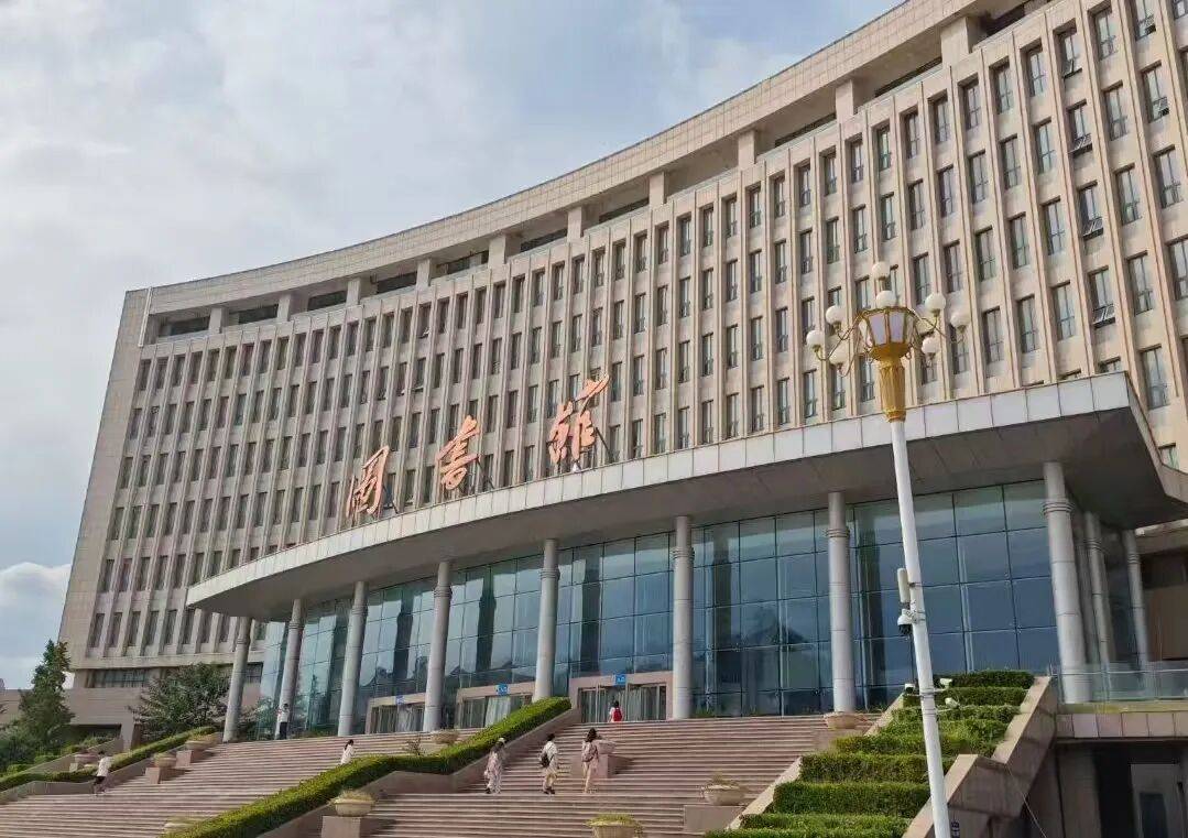按下“新”动确认键，一键出发，gogogo