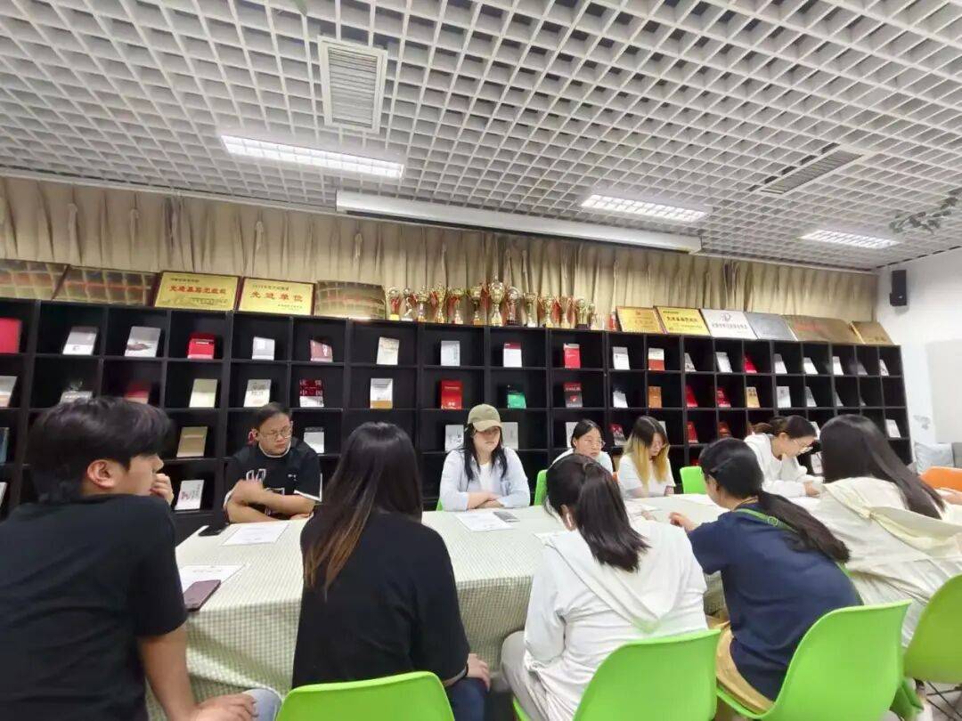 按下“新”动确认键，一键出发，gogogo