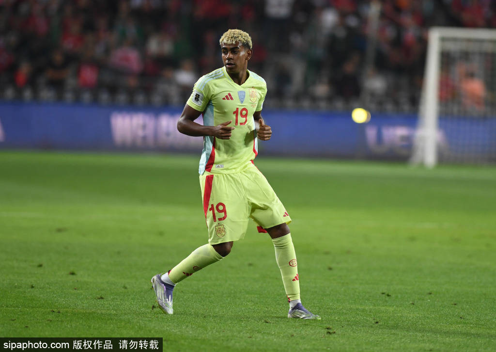 梅西评选未来10大巨星为何没亚马尔？并非看不上，真实原因曝光