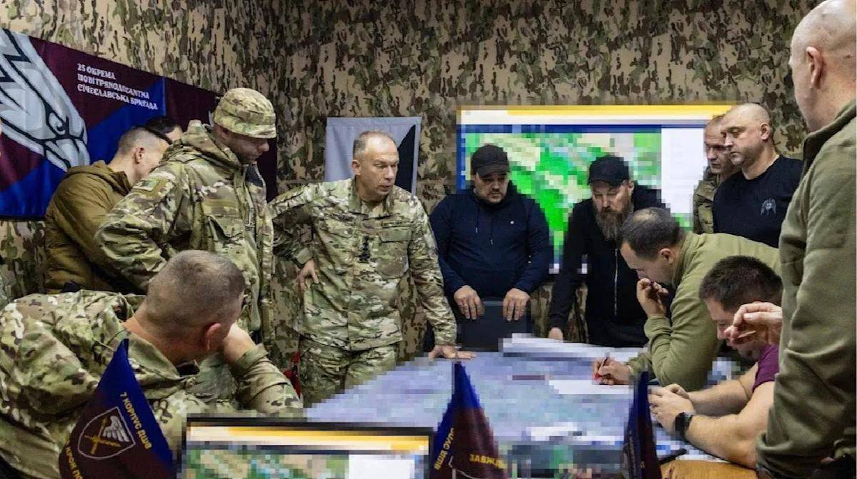 乌克兰人气炸了!2支乌特种兵红军城团灭,总司令调出最后预备队