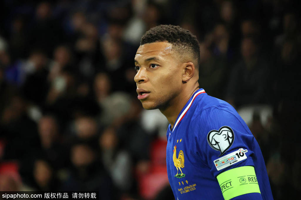 观战台：法国荷兰葡萄牙赢球进世界杯 英格兰力争七连胜